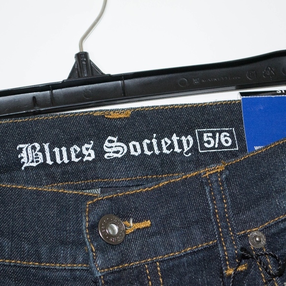 NWT Blues Society Dark Distressed Skinny Jeans - Picture 3 of 5